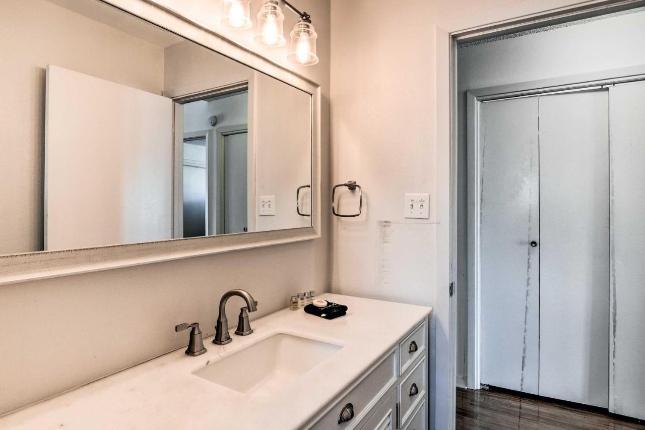 Sea Isle Galveston Getaway Less Than 1 Mile To Beach! מראה חיצוני תמונה